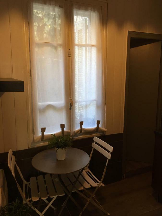 Studio Avec Mezzanine A 5 Min Des Arenes Et De La Gare Ξενοδοχείο Νιμ Εξωτερικό φωτογραφία